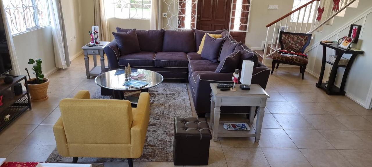 Komfort Getaway Villa At Countrymist Ocho Rios Buitenkant foto