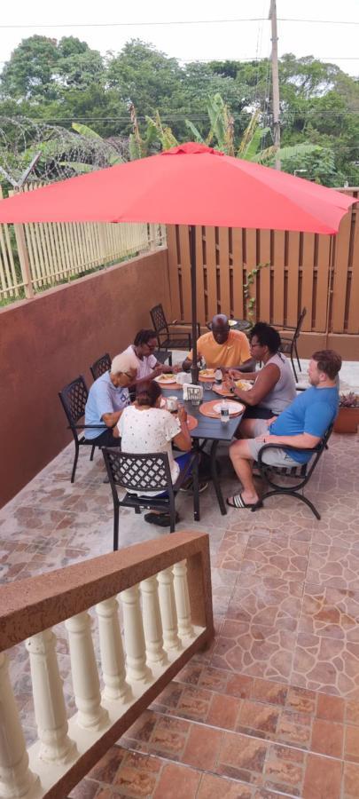 Komfort Getaway Villa At Countrymist Ocho Rios Buitenkant foto
