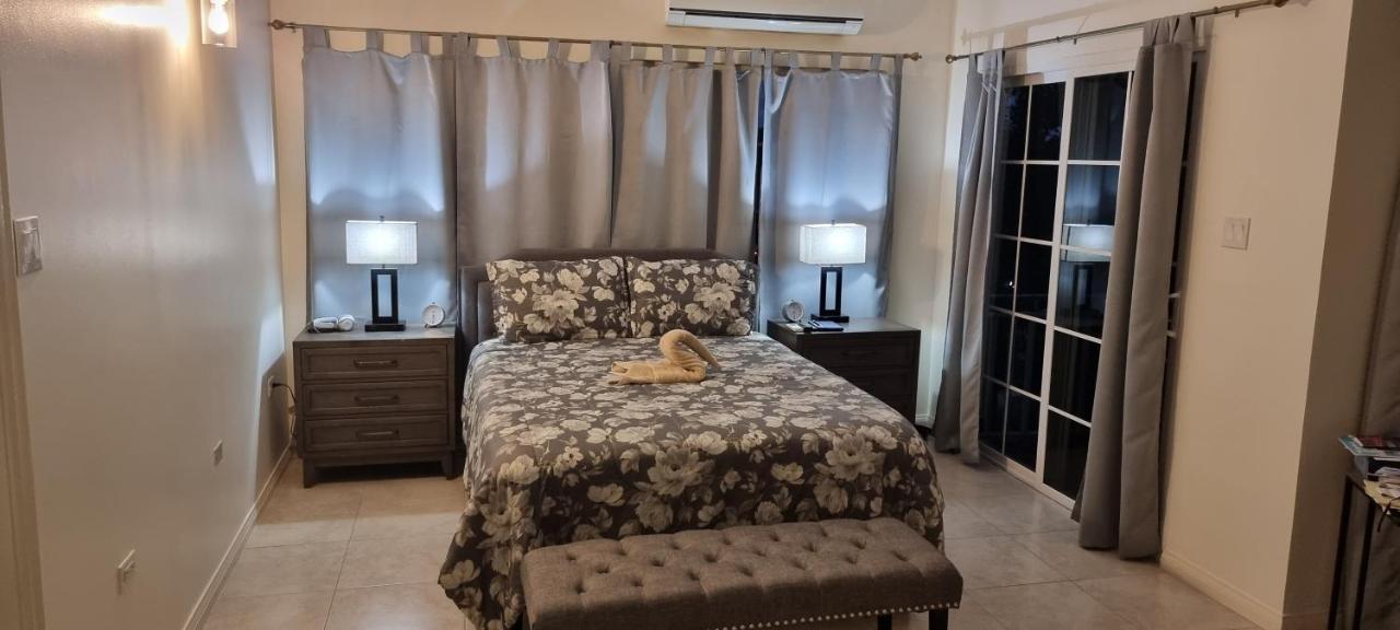 Komfort Getaway Villa At Countrymist Ocho Rios Buitenkant foto