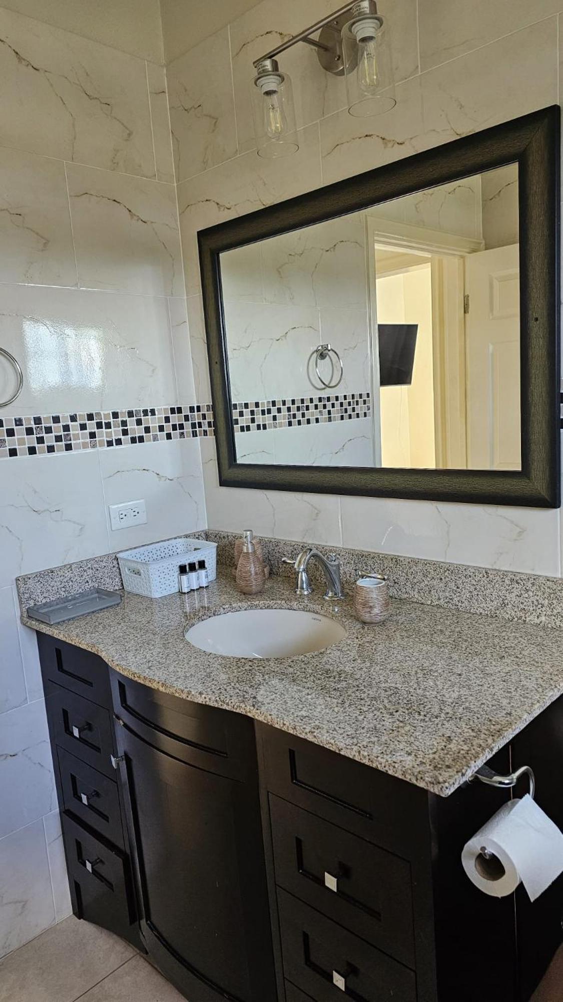 Komfort Getaway Villa At Countrymist Ocho Rios Buitenkant foto